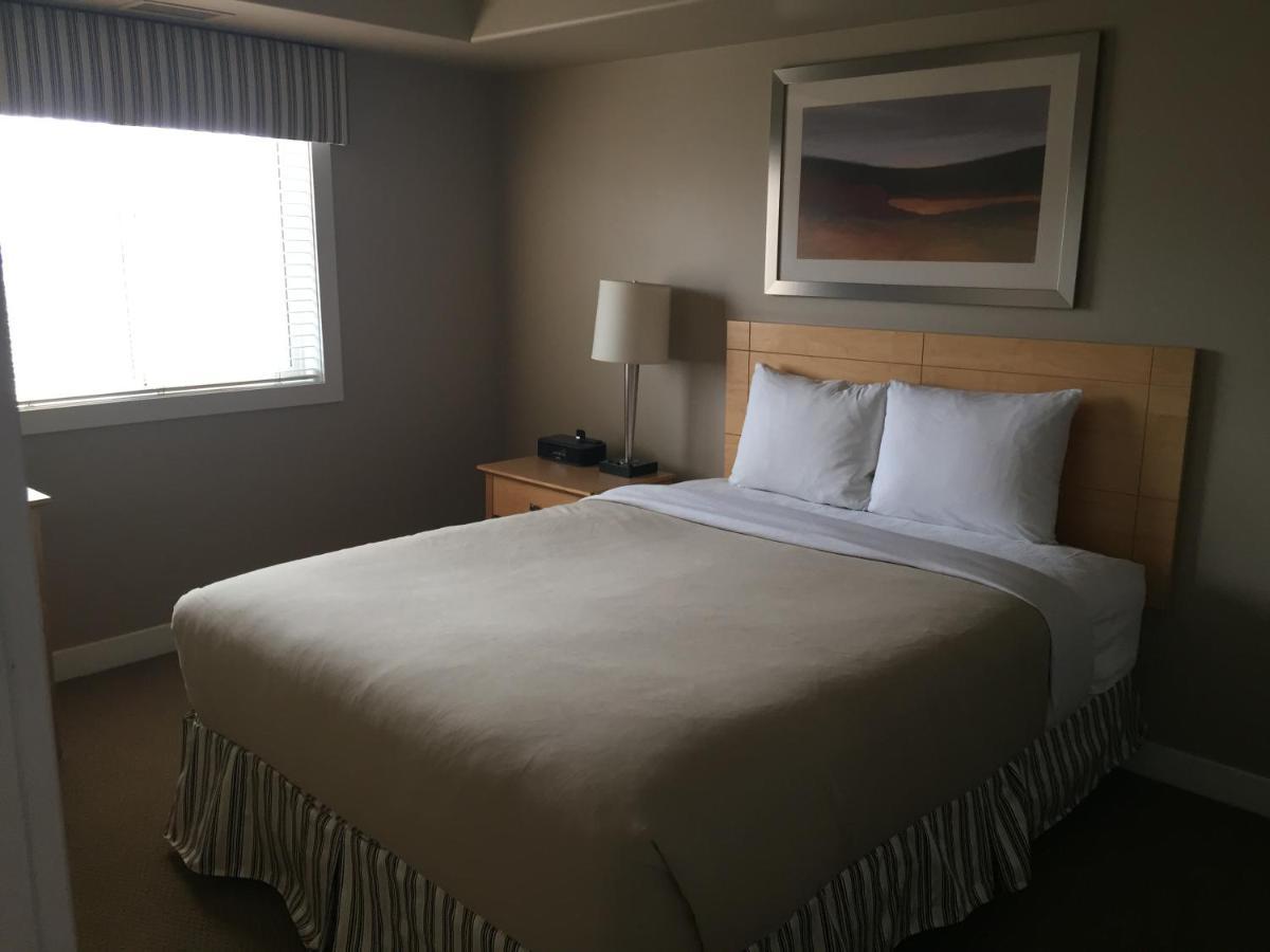 Clearwater Residence Hotel Timberlea Fort Mcmurray Eksteriør billede